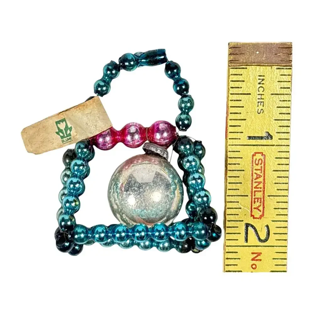 Vtg Blume 2